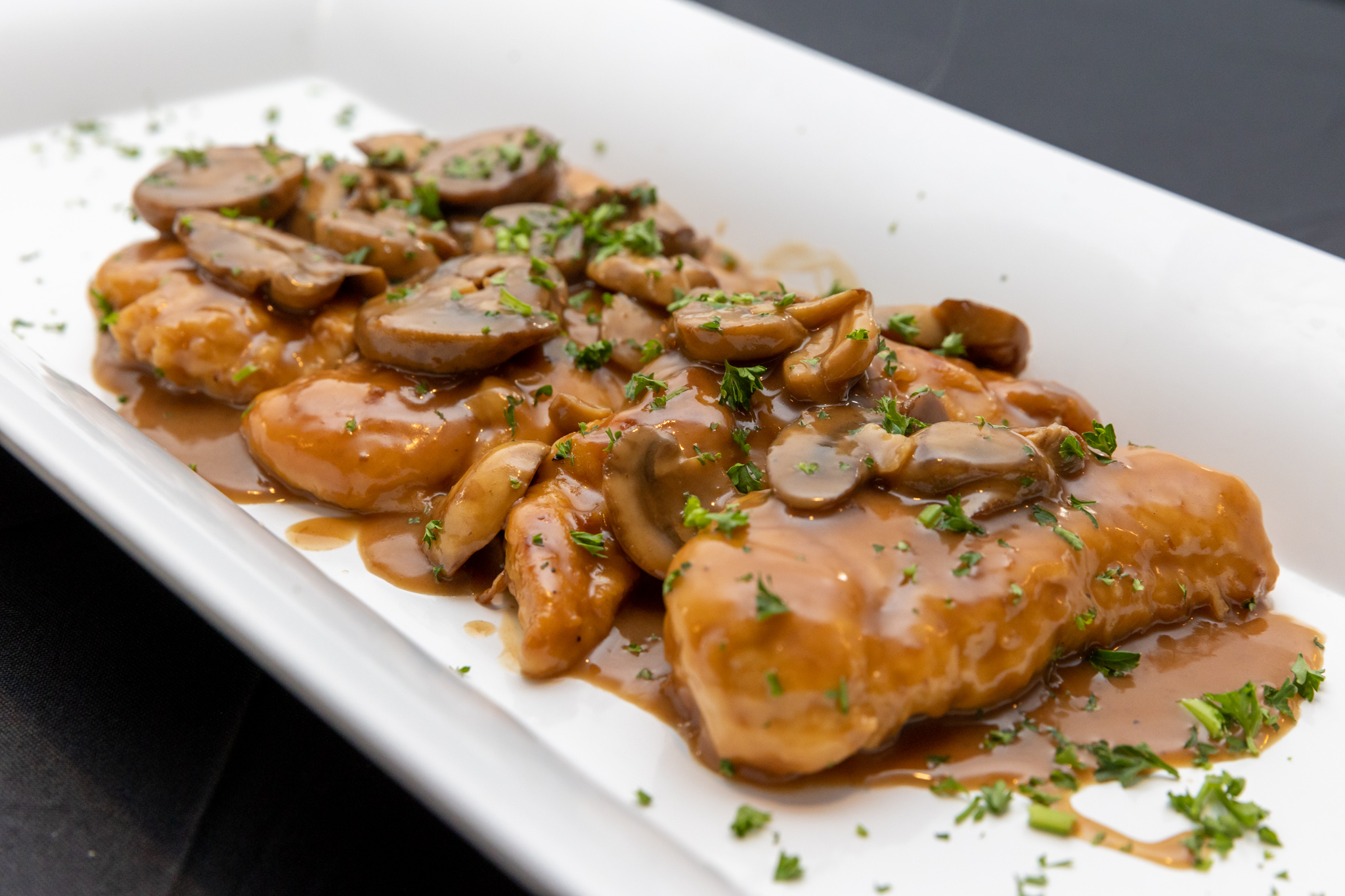 RemosCatering_ChickenMarsala_104